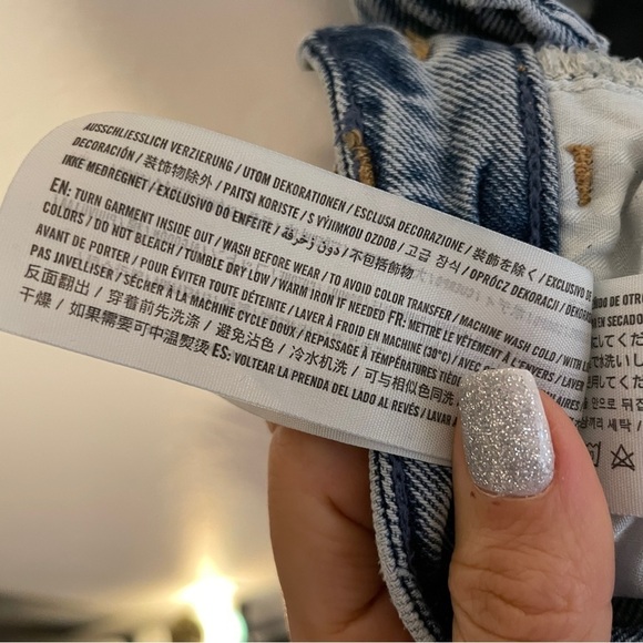 Hollister Ultra High-Rise Medium‎ Wash Mom Jeans Size 0 Short - Picture 5 of 7